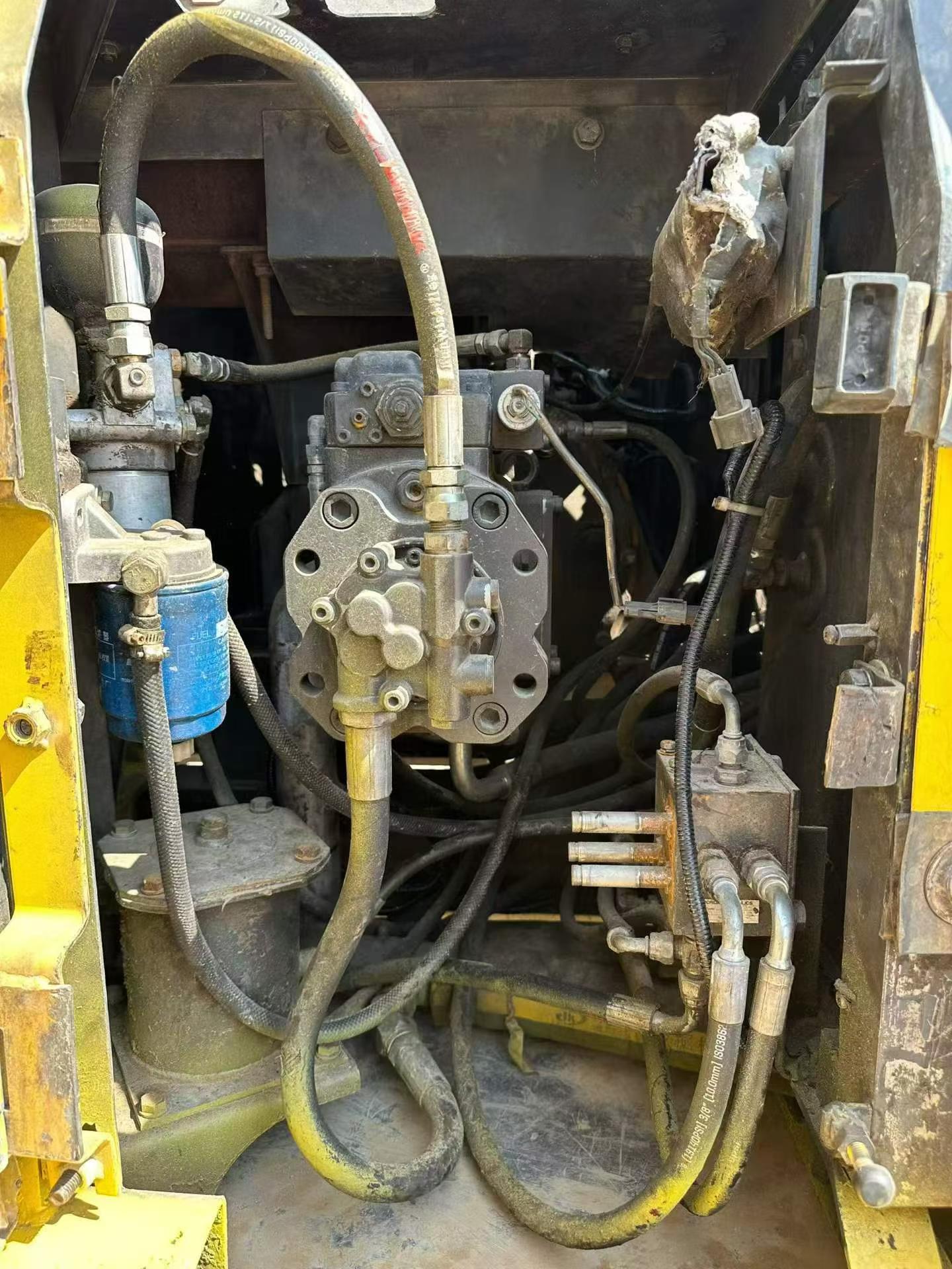 Buy Sumitomo SH120 Used Excavator / 7