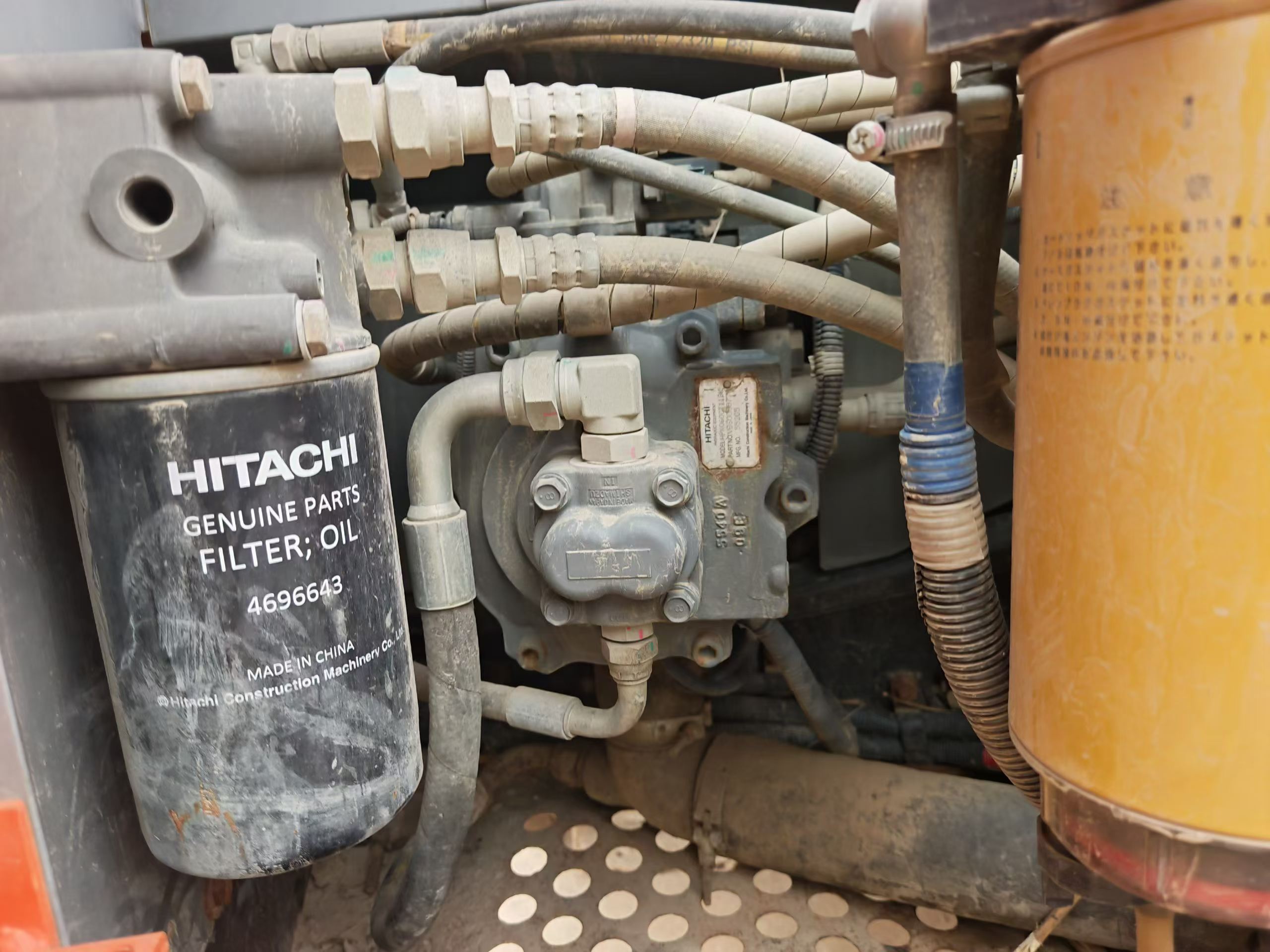Buy Hitachi EX130 Used Excavator / 9