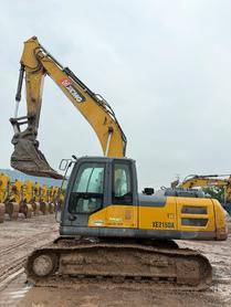 Buy XCMG XE245D Used Excavator / 4 Buy XCMG XE245D Used Excavator / 4