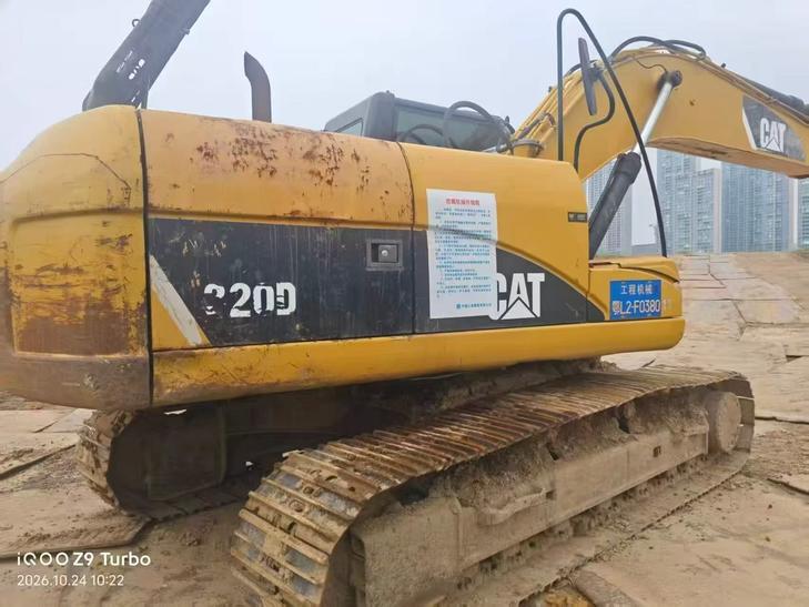Buy Caterpillar 320D Used Excavator / 1