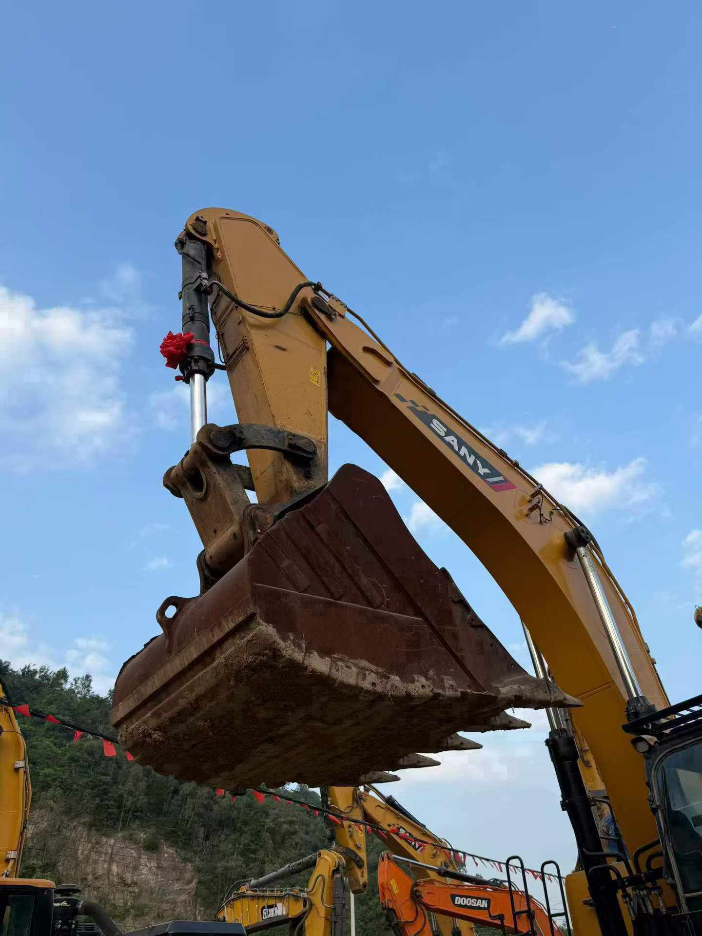 Buy Sany SY750H Used Excavator / 3