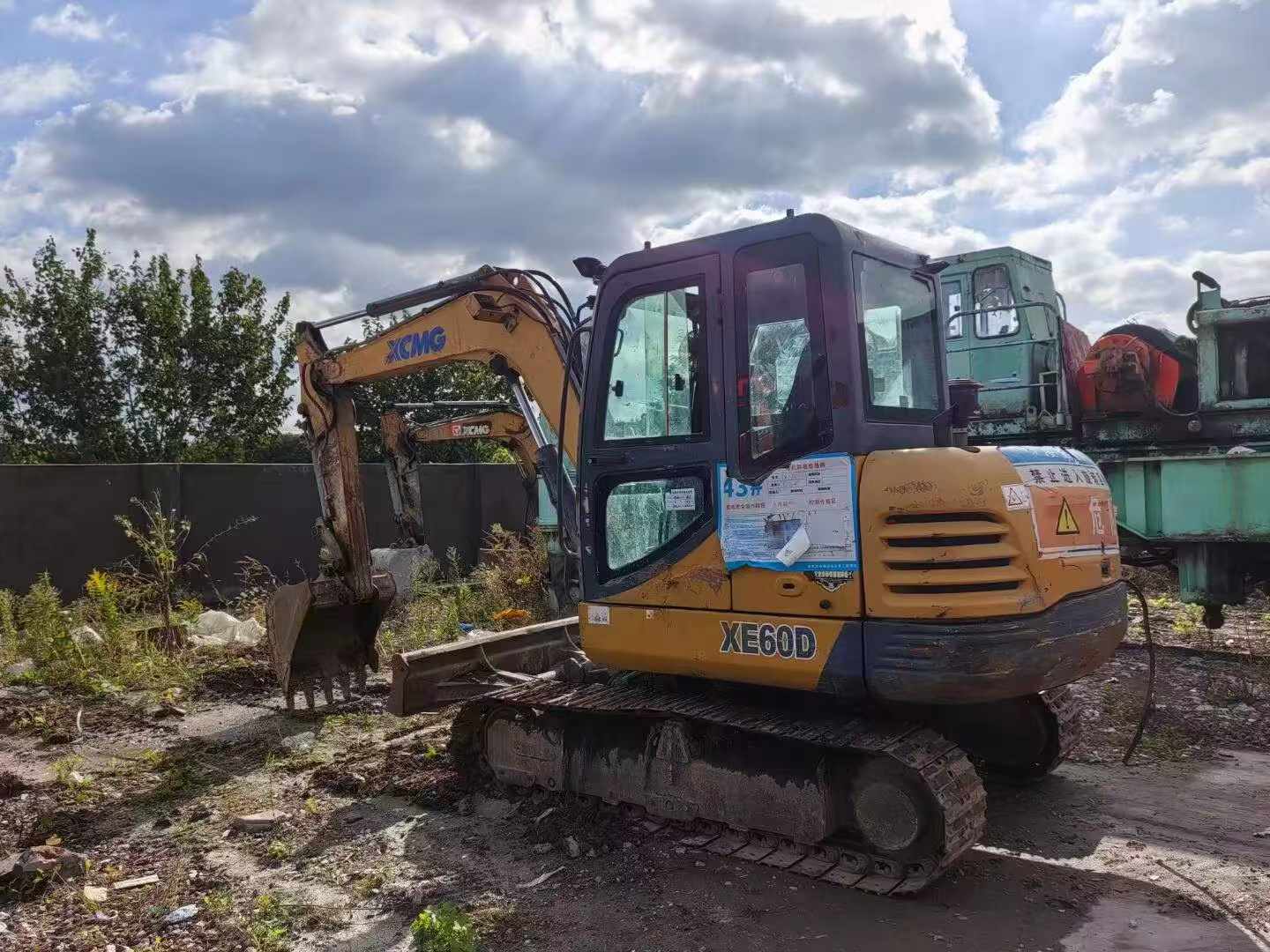 Buy XCMG XE60 Used Excavator / 2