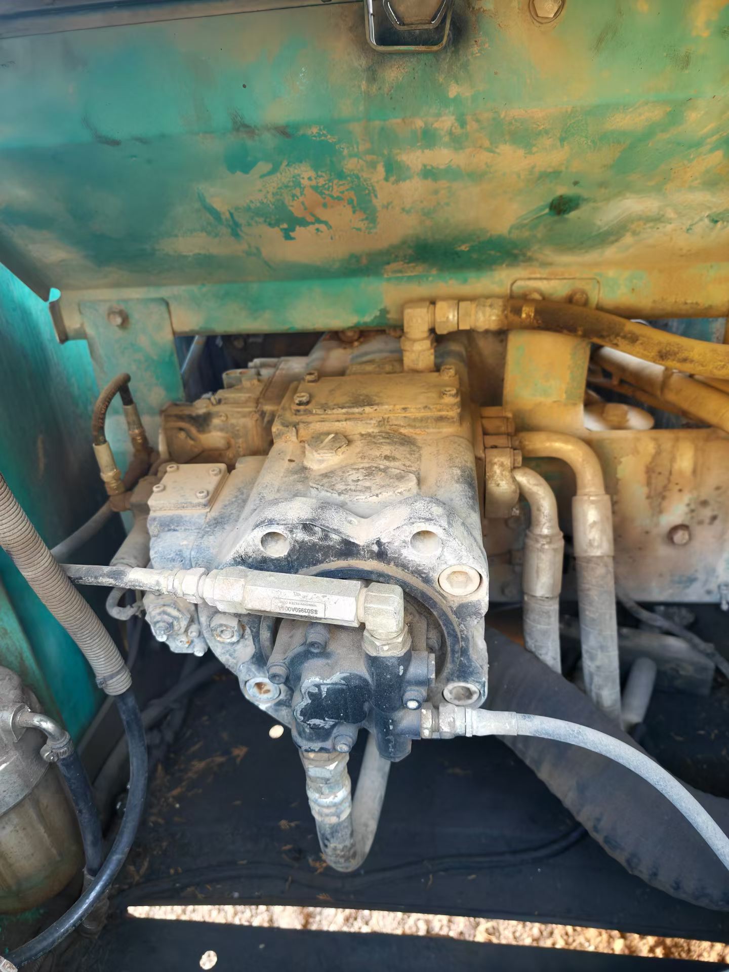 شراء حفارة Kobelco SK250 مستعملة / 7