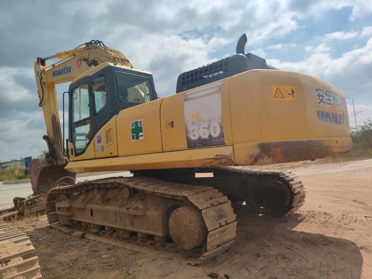 Buy Komatsu PC360-7 Used Excavator / 1