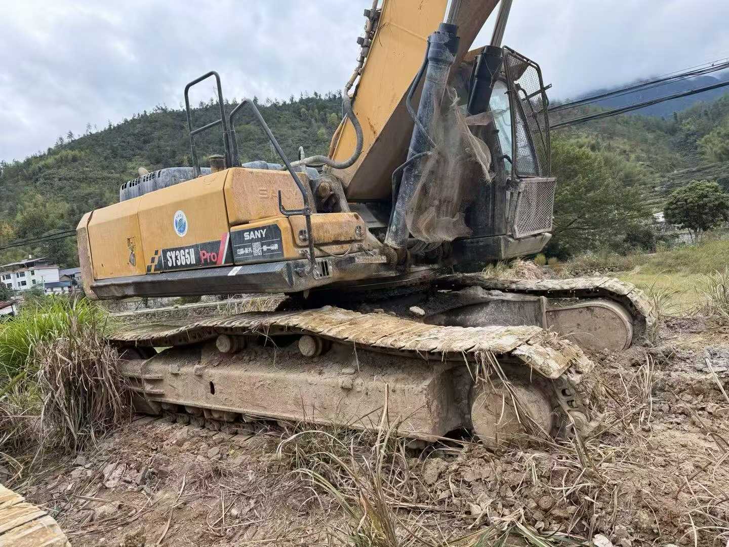 Buy Sany SY305C Used Excavator / 8
