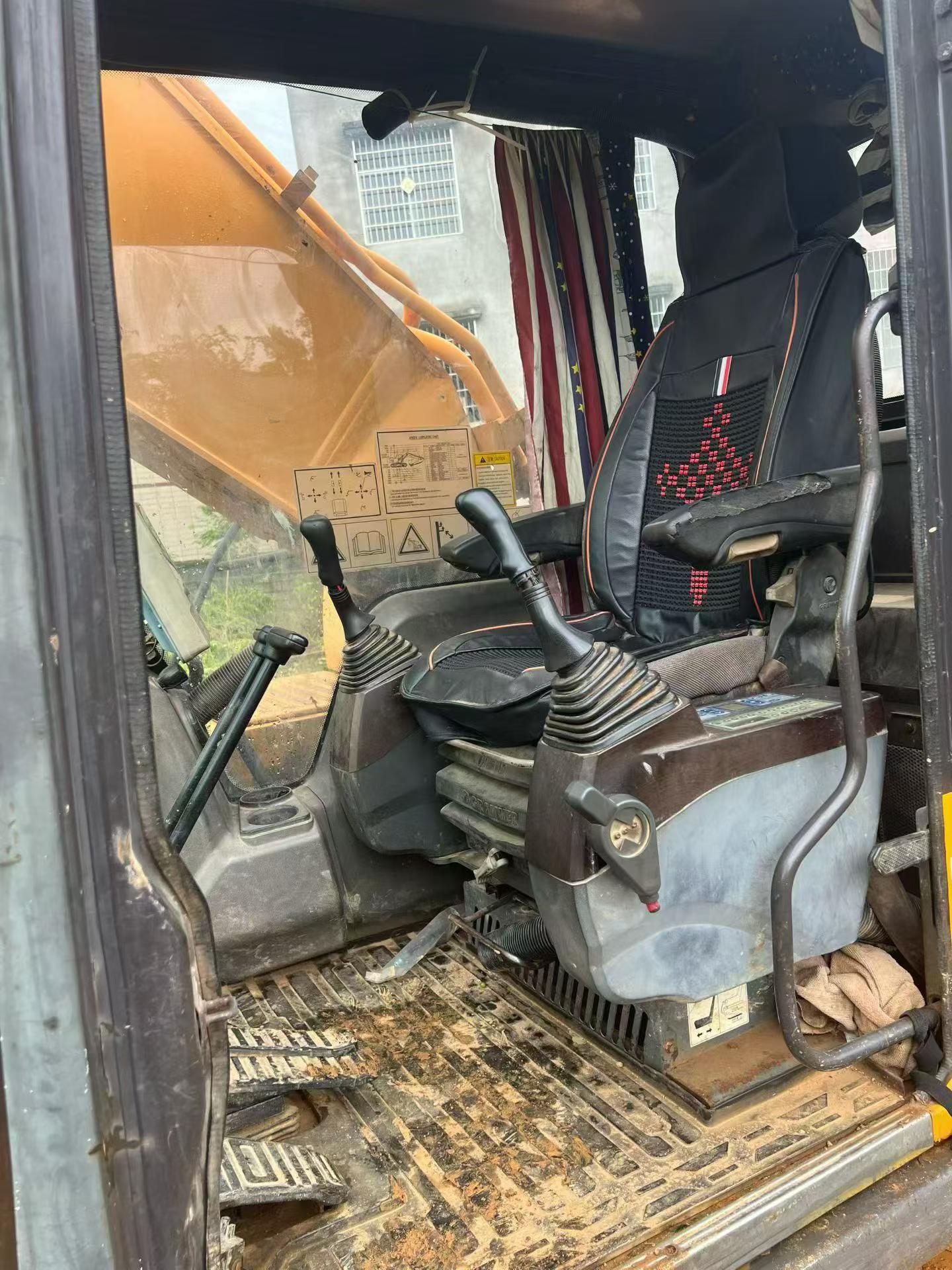 Buy Sany SY215C-8 Used Excavator / 4