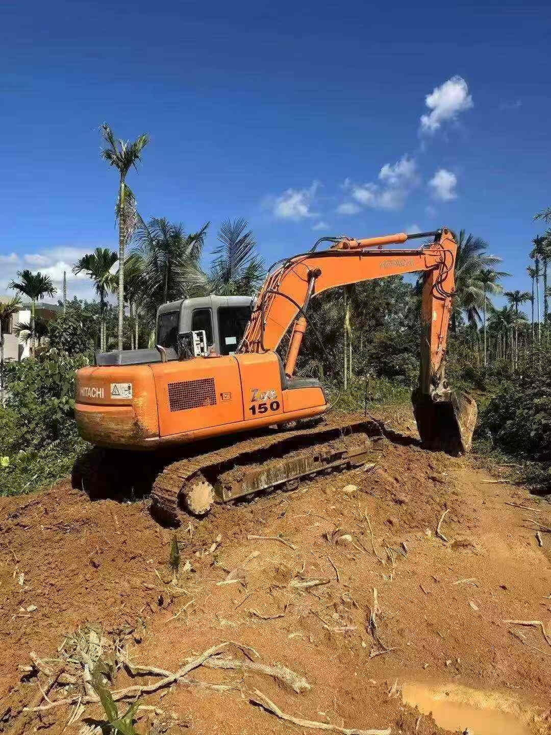 Buy Hitachi EX120 Used Excavator / 1