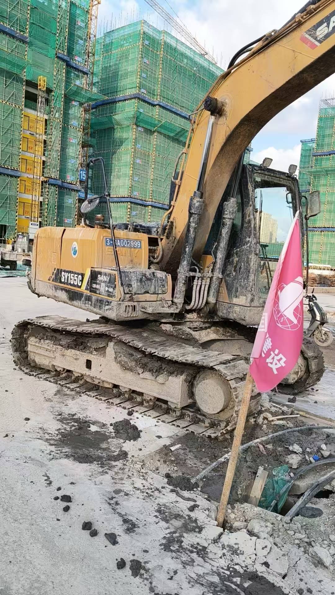Buy Sany SY125C Used Excavator / 5
