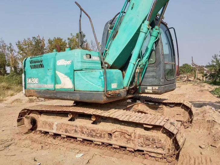 Buy Kobelco SK140 Used Excavator / 1