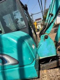 Buy Kobelco SK60 Used Excavator / 3 Buy Kobelco SK60 Used Excavator / 3