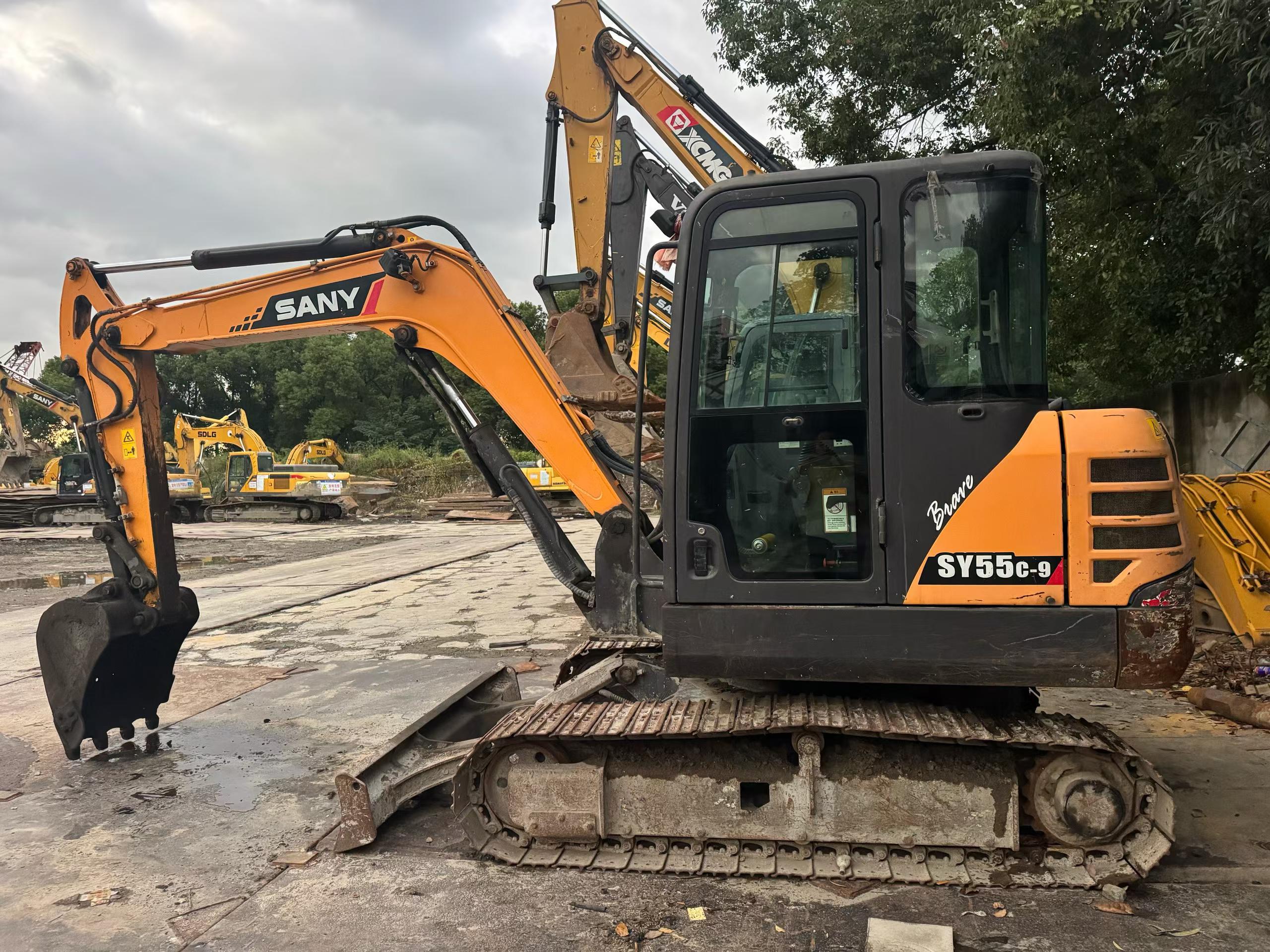 Buy Sany SY55C-9 Used Excavator / 3