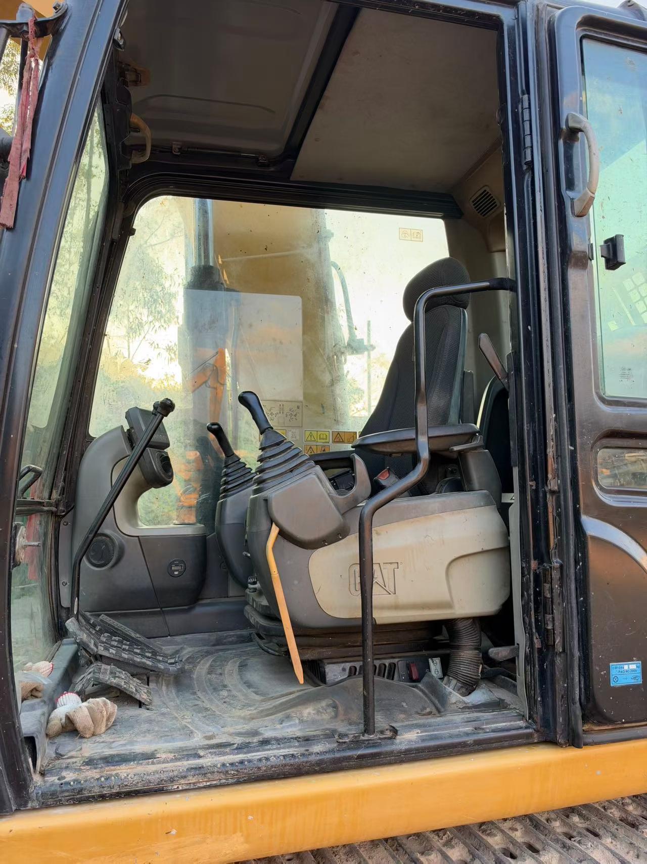 Buy Caterpillar 313D Used Excavator / 4