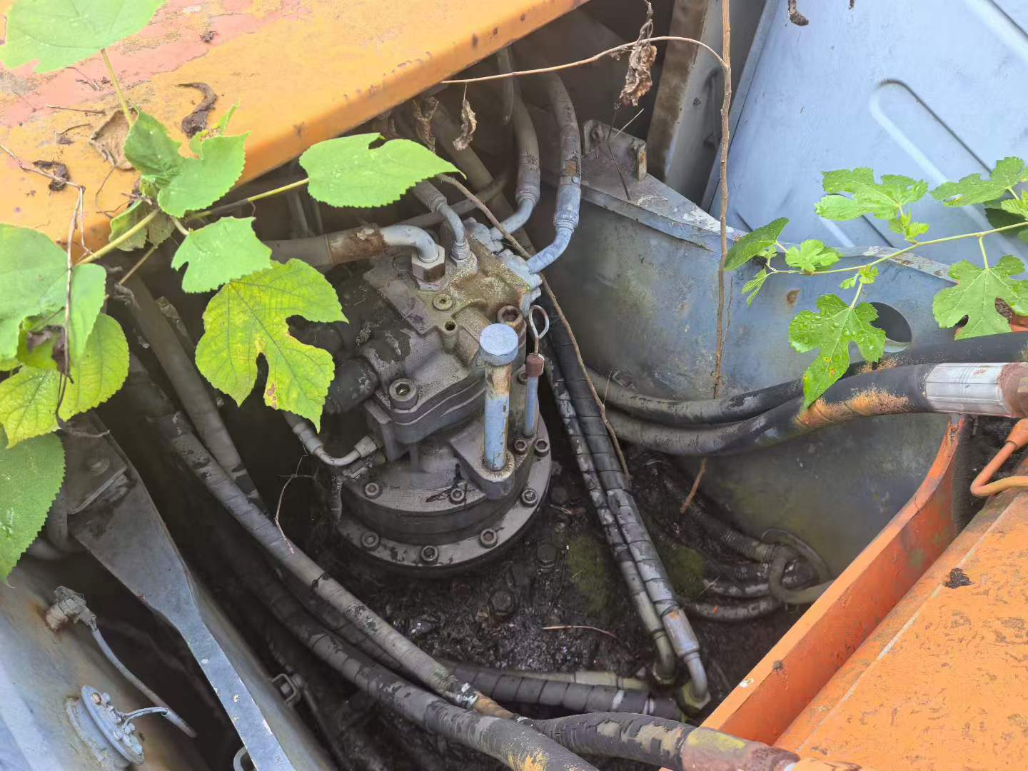 Buy Hitachi EX200 Used Excavator / 9 Buy Hitachi EX200 Used Excavator / 9