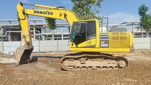 شراء Komatsu PC200 مستعمل حفارة شراء Komatsu PC200 مستعمل حفارة