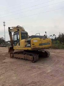 Buy Komatsu PC200 Used Excavator / 4 Buy Komatsu PC200 Used Excavator / 4
