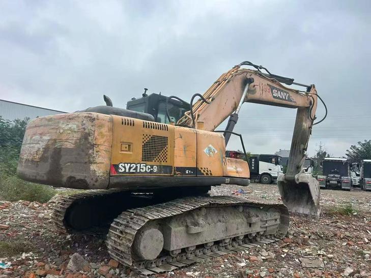 Buy Sany SY205C Used Excavator / 1