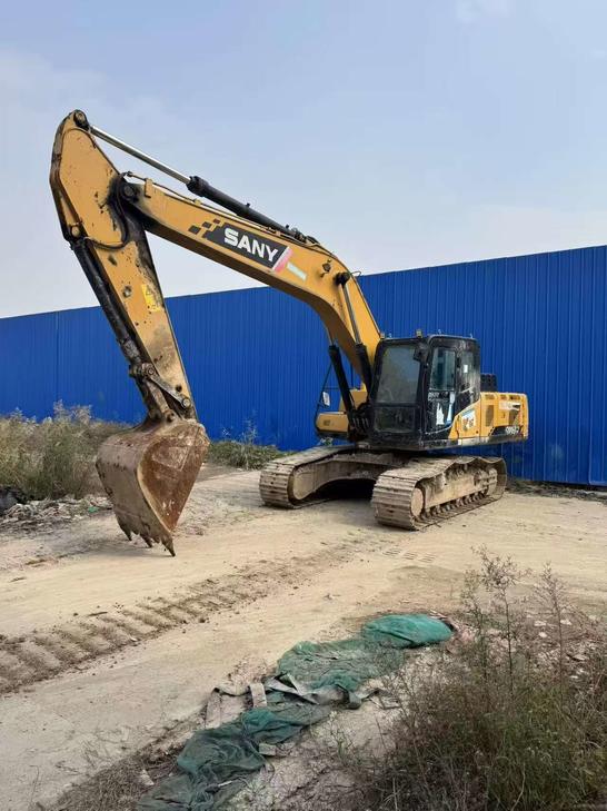 Buy Sany SY205C Used Excavator / 1