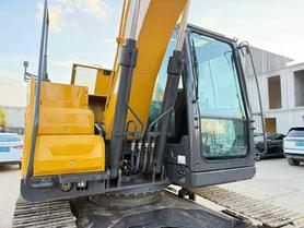 Buy XCMG XE135B Used Excavator / 3 Buy XCMG XE135B Used Excavator / 3