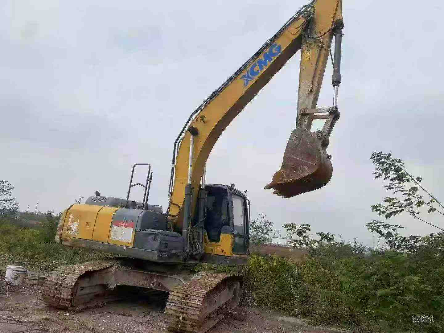 Buy XCMG XE200 Used Excavator / 2