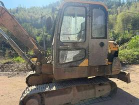 Buy Hyundai HX60 Used Excavator / 3 Buy Hyundai HX60 Used Excavator / 3