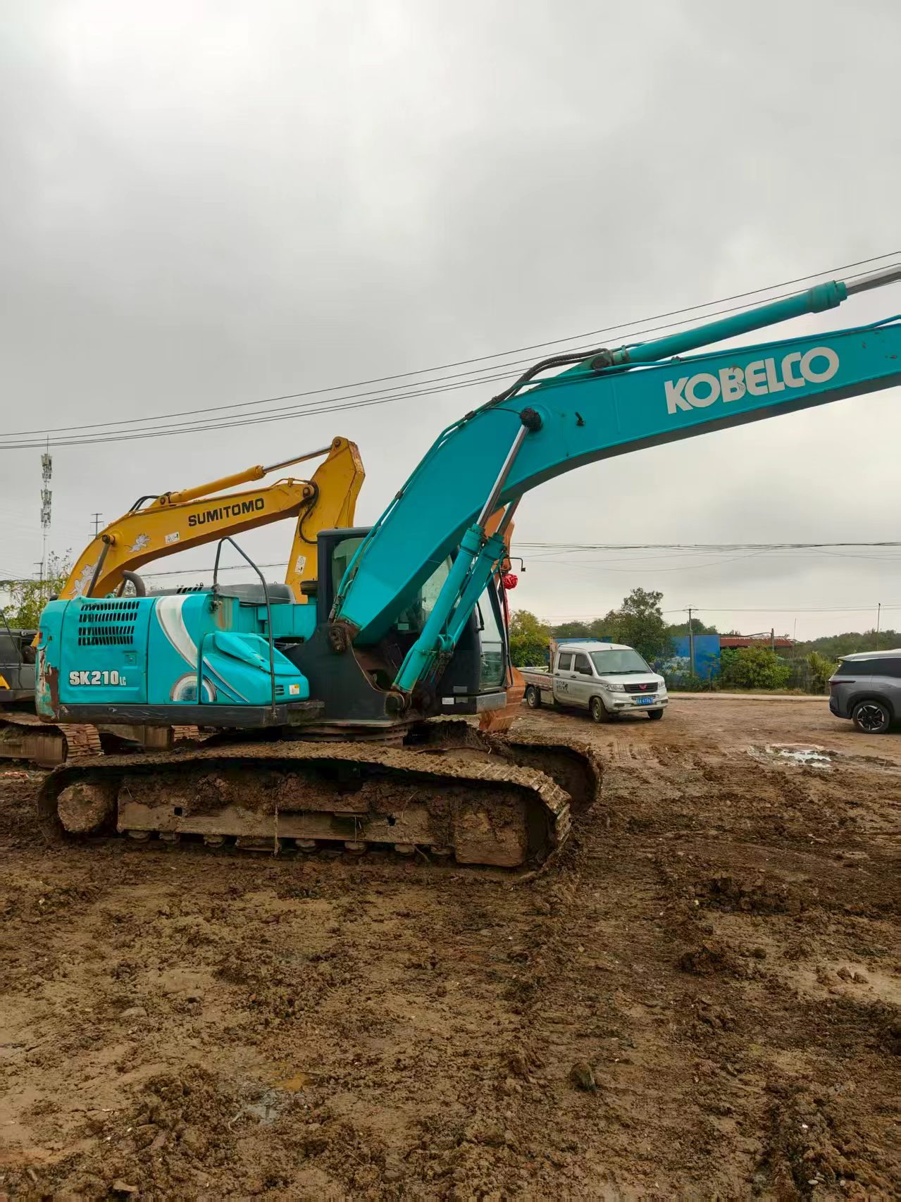 Buy Kobelco SK210-6 Used Excavator / 3