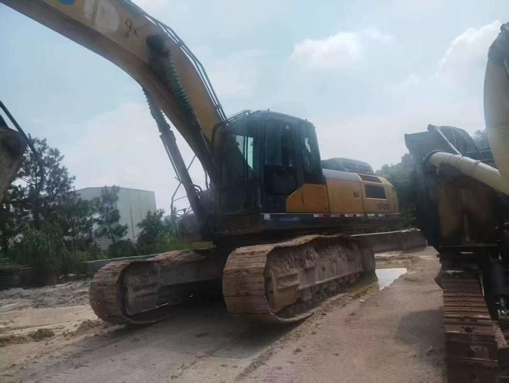 Buy XCMG XE370 Used Excavator / 1
