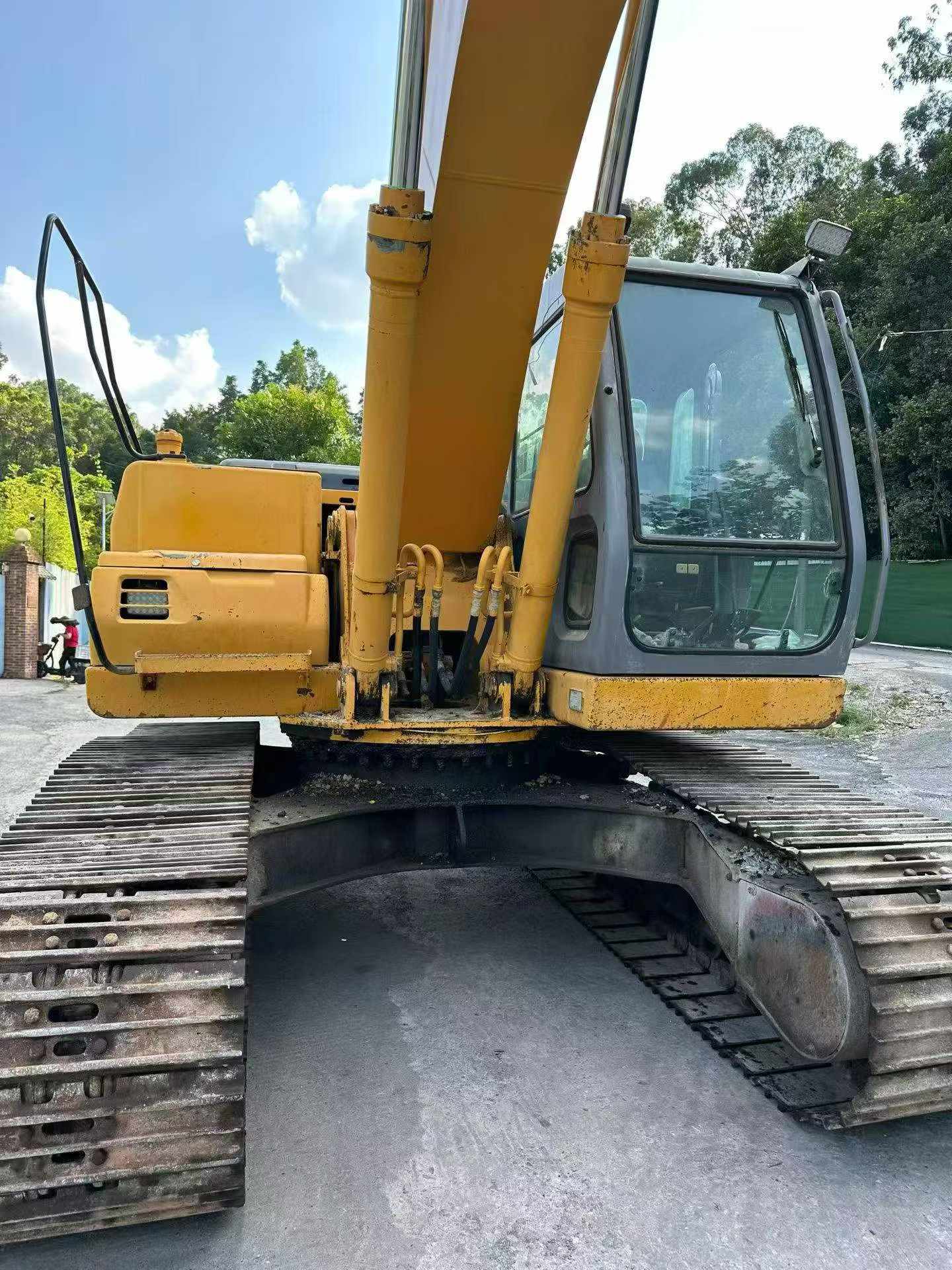 Buy Kato HD820V Used Excavator / 4