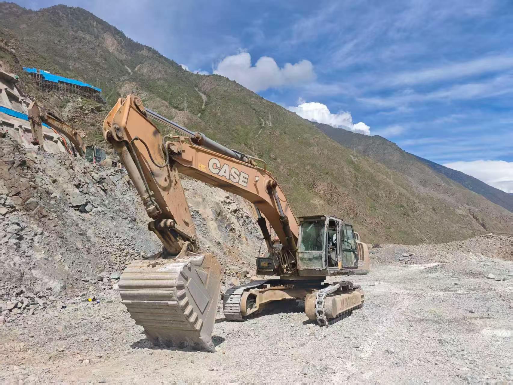 Buy Case CX490C Used Excavator / 4