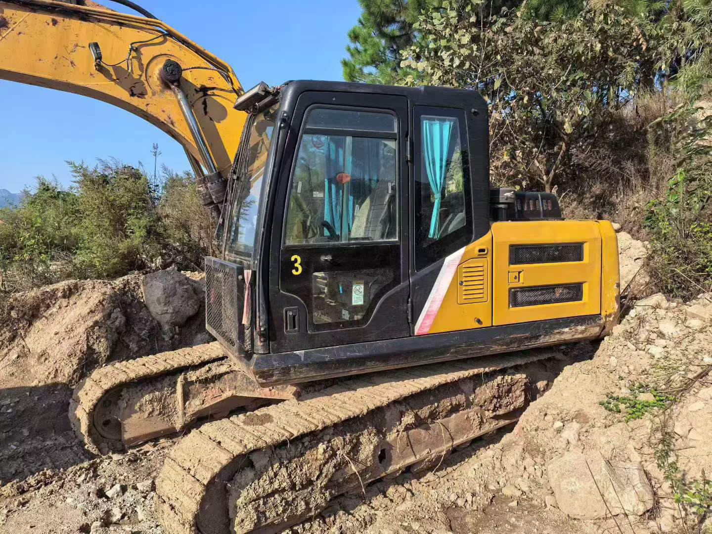 شراء حفارة Sany SY155C مستعملة / 2