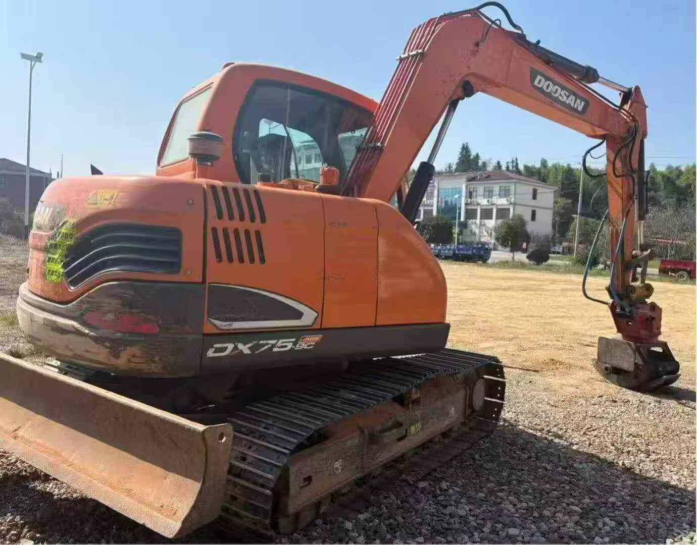 Buy Doosan DX75 Used Excavator / 3