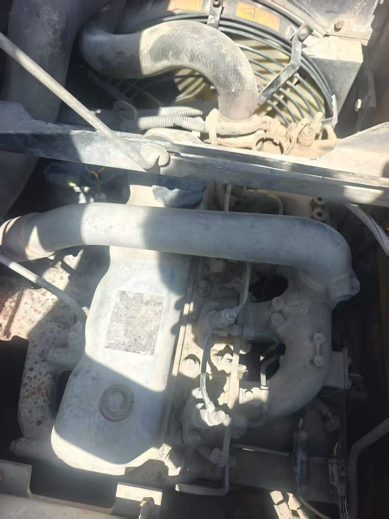 Buy Kobelco SK135 Used Excavator / 5