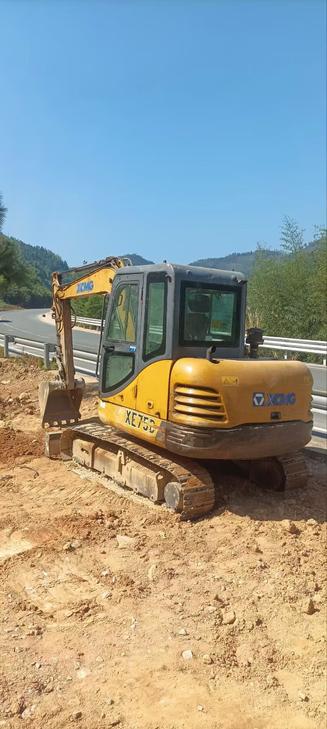 Buy XCMG XE60 Used Excavator / 1