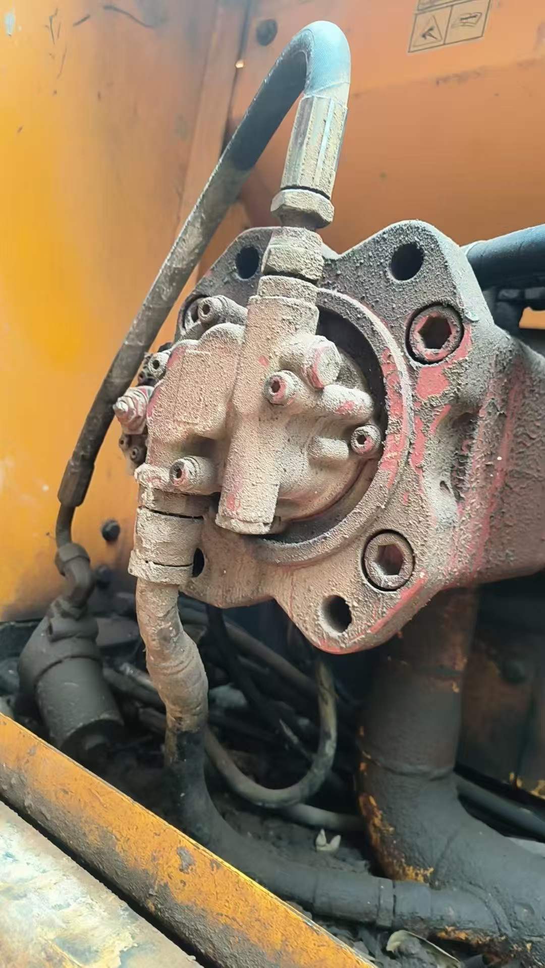 Buy Hyundai R215-7 Used Excavator / 2