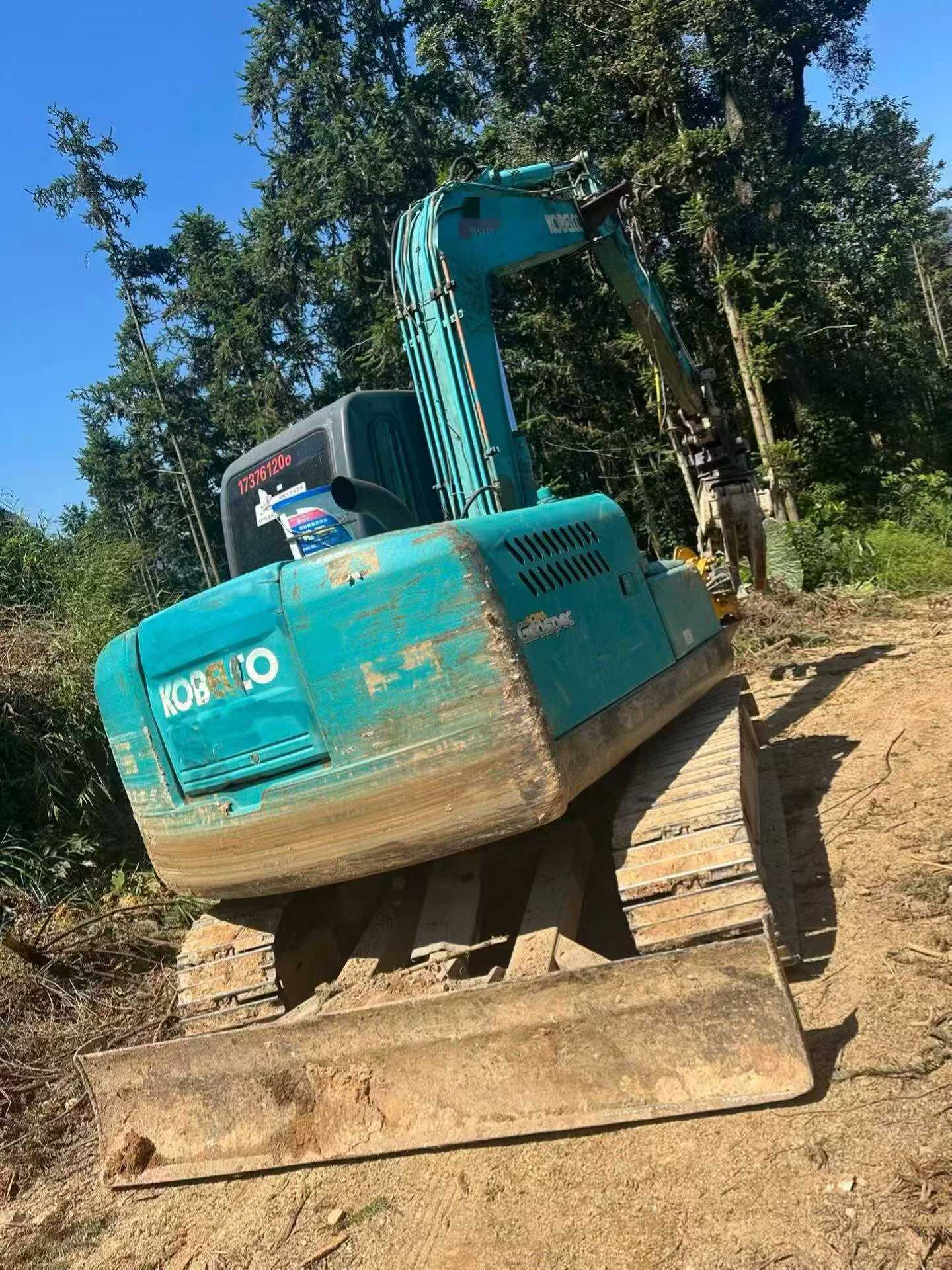 Buy Kobelco SK75 Used Excavator / 4