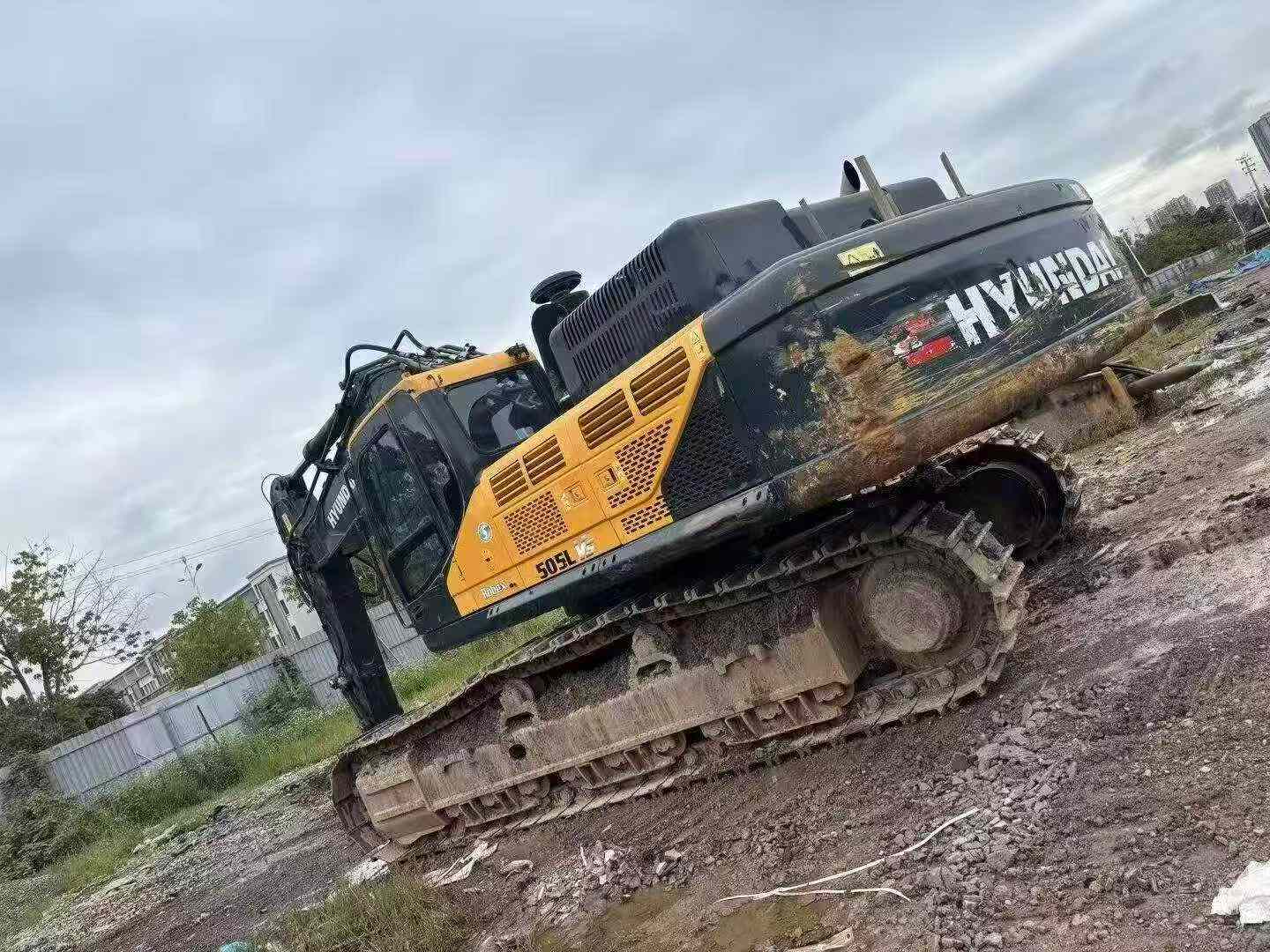 Buy Hyundai R505LVS Used Excavator / 3
