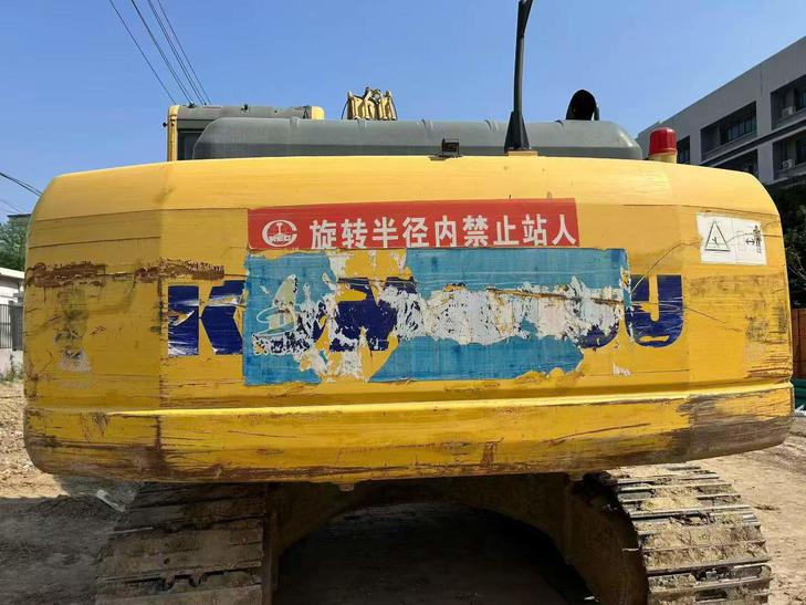 Buy Komatsu PC200 Used Excavator / 1