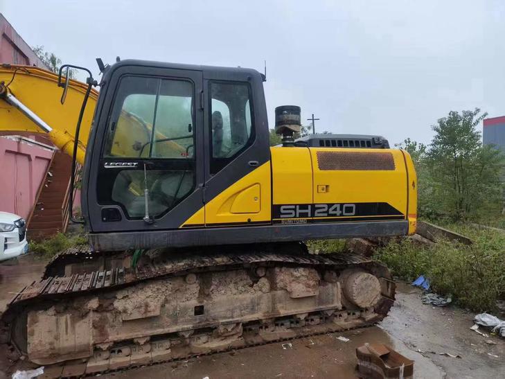 Buy Sumitomo SH210-5 Used Excavator / 1