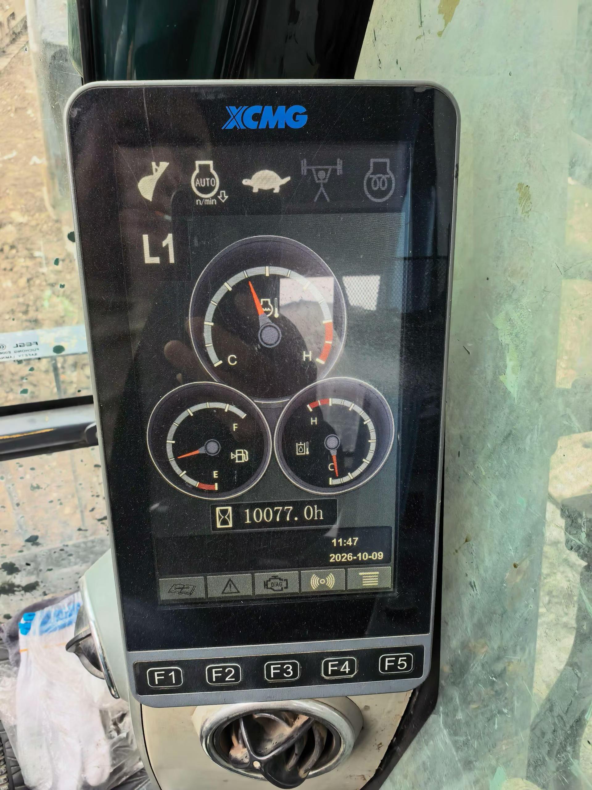 Buy XCMG XE370 Used Excavator / 8