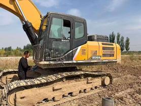 Buy Sany SY245H Used Excavator / 3 Buy Sany SY245H Used Excavator / 3