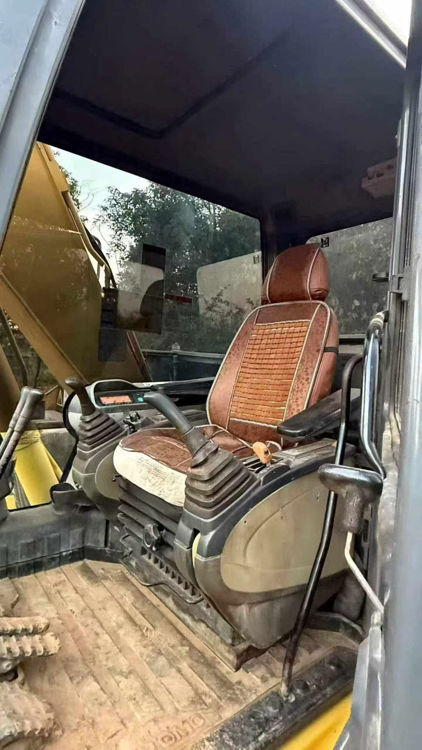 Buy Sumitomo SH120 Used Excavator / 8