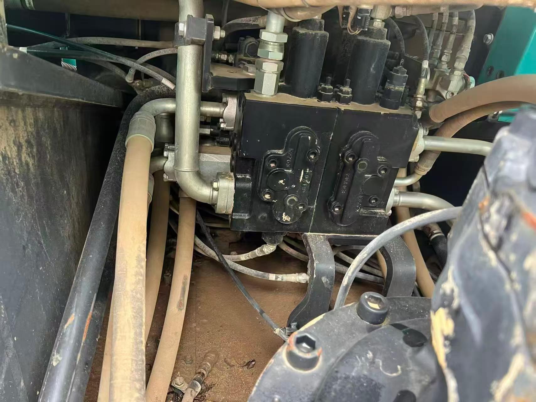 Buy Kobelco SK350-8 Used Excavator / 4