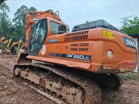Buy Doosan DX260LC Used Excavator / 3 Buy Doosan DX260LC Used Excavator / 3
