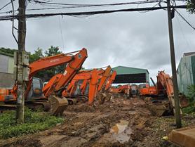 Buy Komatsu PC200-8 Used Excavator / 7 Buy Komatsu PC200-8 Used Excavator / 7