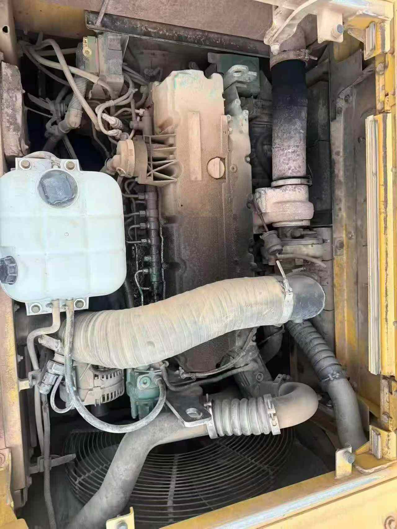 شراء Volvo L350F مستعمل حفارة