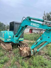 Buy Kobelco SK60 Used Excavator / 3 Buy Kobelco SK60 Used Excavator / 3