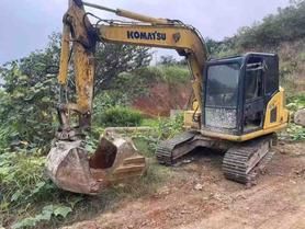 Buy Komatsu PC60 Used Excavator / 4 Buy Komatsu PC60 Used Excavator / 4