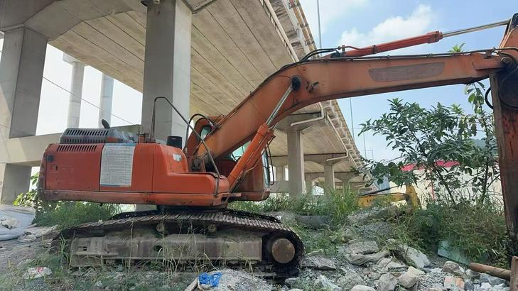 Buy Doosan DH215-9 Used Excavator / 1