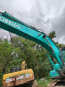 Buy Kobelco SK210 Used Excavator / 2 Buy Kobelco SK210 Used Excavator / 2
