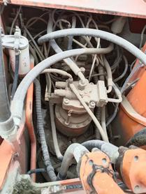 Buy Doosan DH220-7 Used Excavator / 4 Buy Doosan DH220-7 Used Excavator / 4
