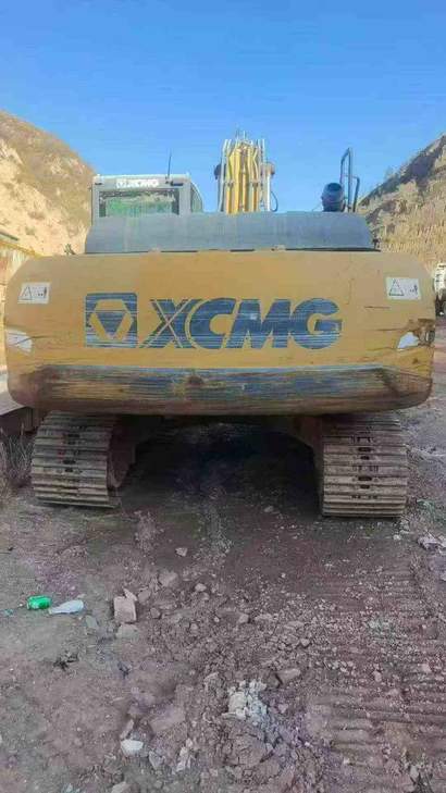Buy XCMG XE200 Used Excavator / 1